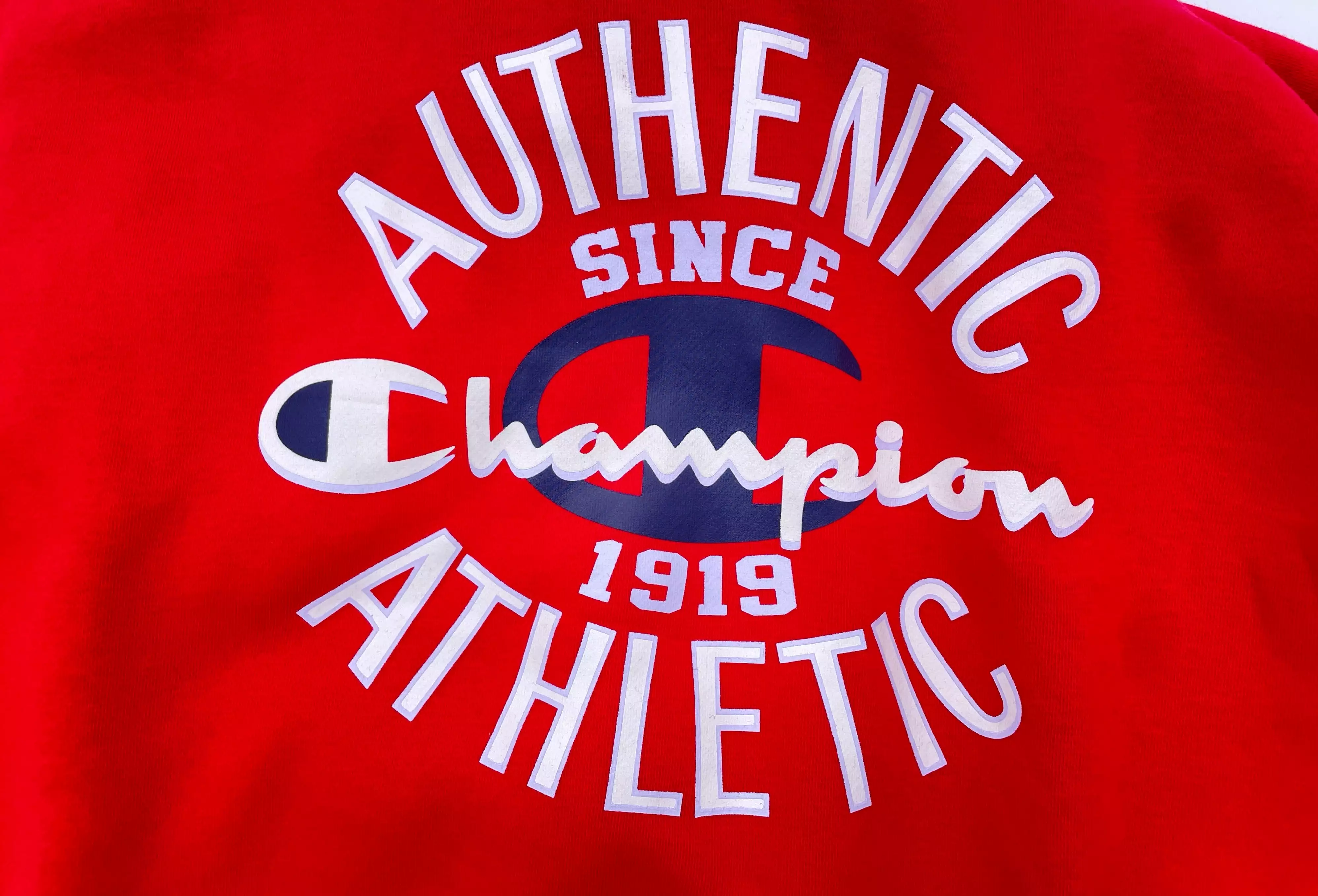 CHAMPION MEN'S AUTHENTIC GRAPHIC RED HOODIE