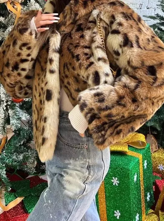 Winter Short Thick Warm Leopard Print Faux Fur Coat Women with Hood